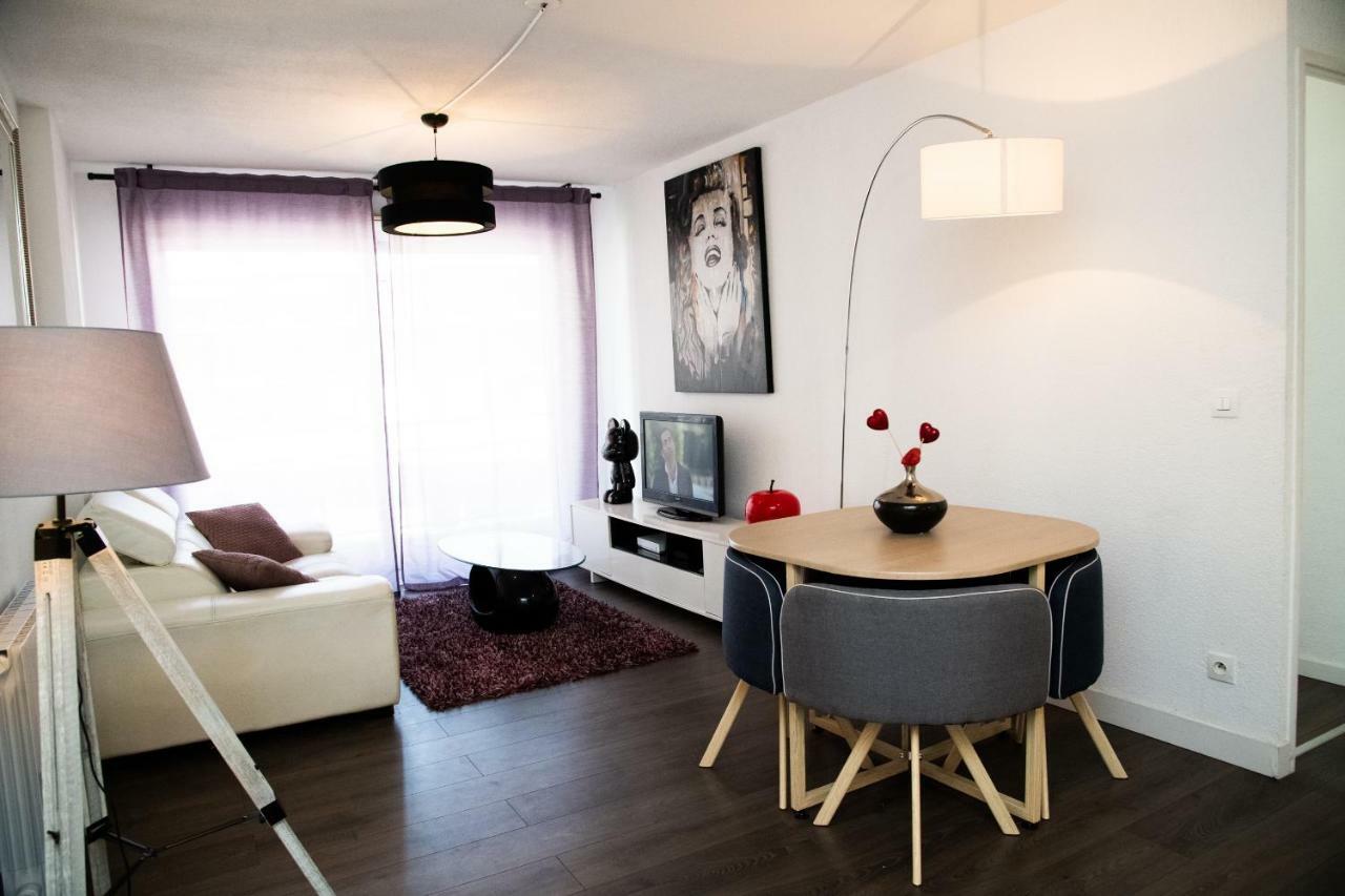 Appartements du Léman - Proches Genève - Parkings privés gratuits Annemasse Extérieur photo